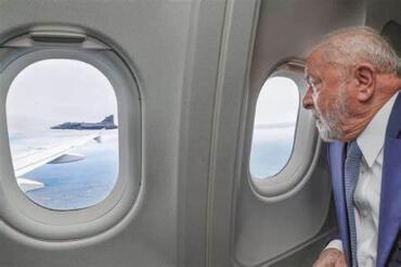 lula aviao