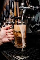 cerveja dourada