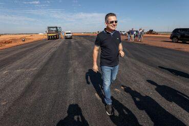 Mauro Mendes oculos escuros
